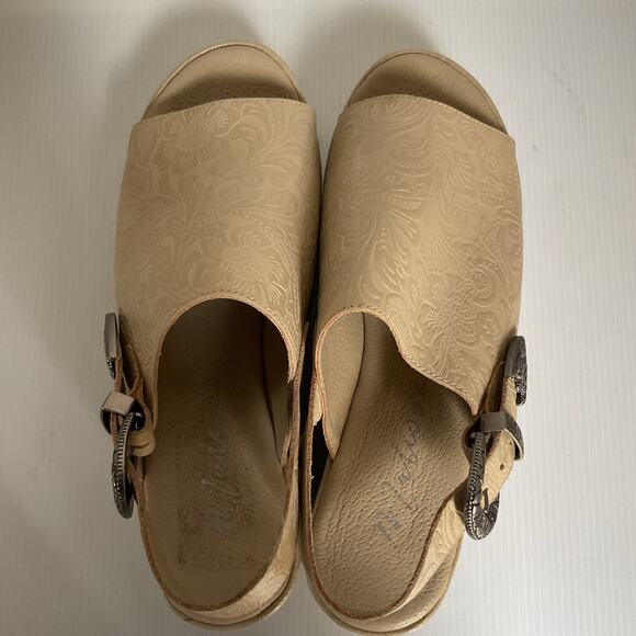 Matisse Embossed Wedge Western Sandals Leather Beige Platform Made in Brazil Sz9 - Picture 5 of 14